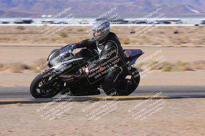 media/Dec-10-2023-SoCal Trackdays (Sun) [[0ce70f5433]]/Turn 9 Inside Set 2 (1115am)/